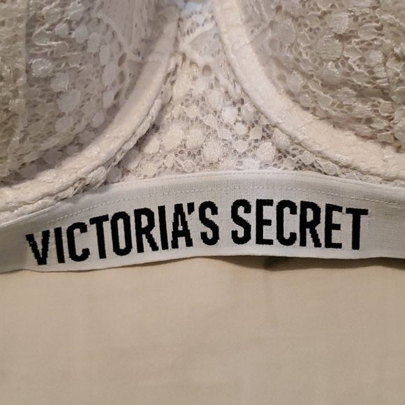 Bra - Picture 2 of 4